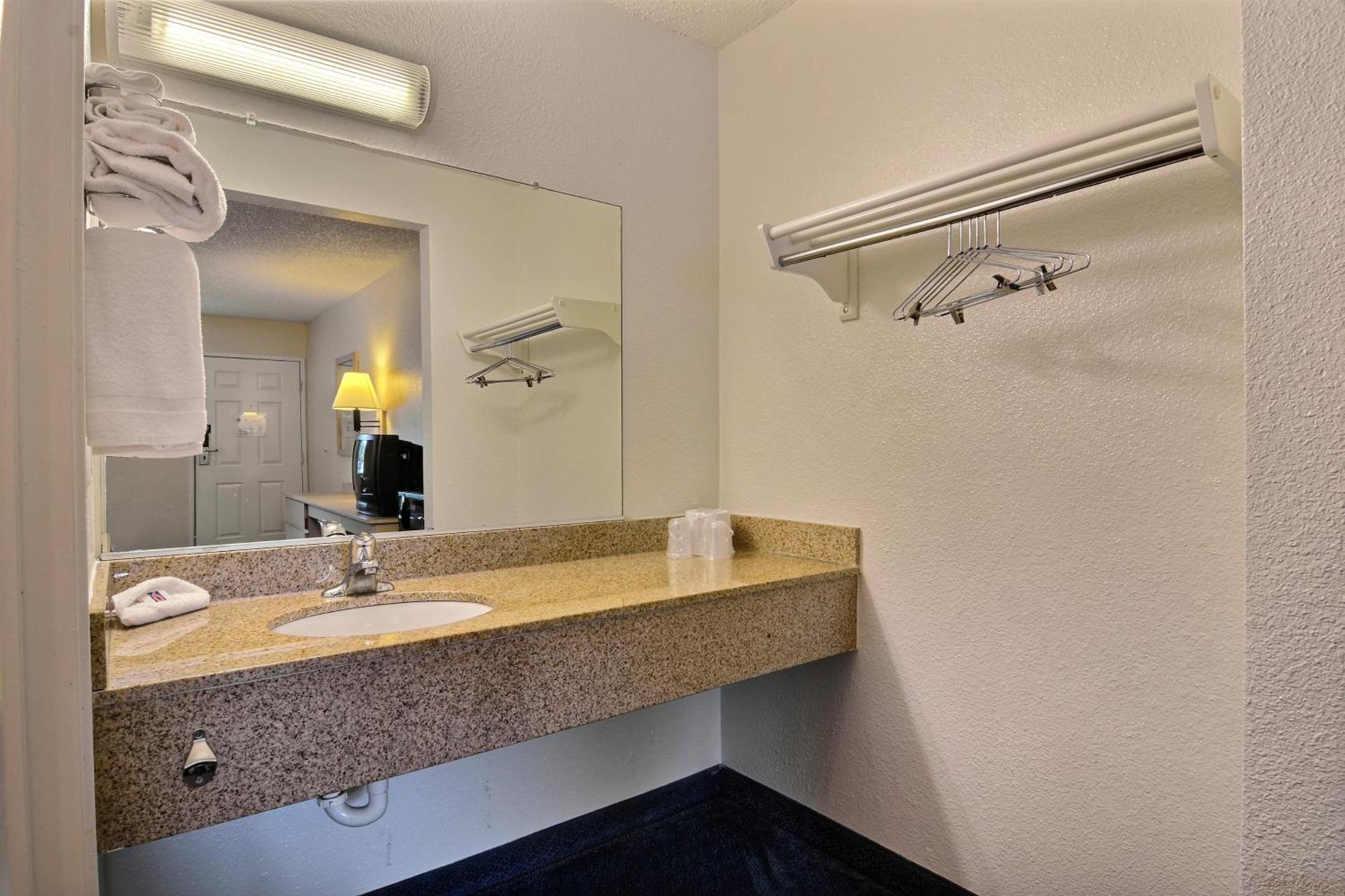 Motel 6-Seattle, Wa - South SeaTac Zewnętrze zdjęcie