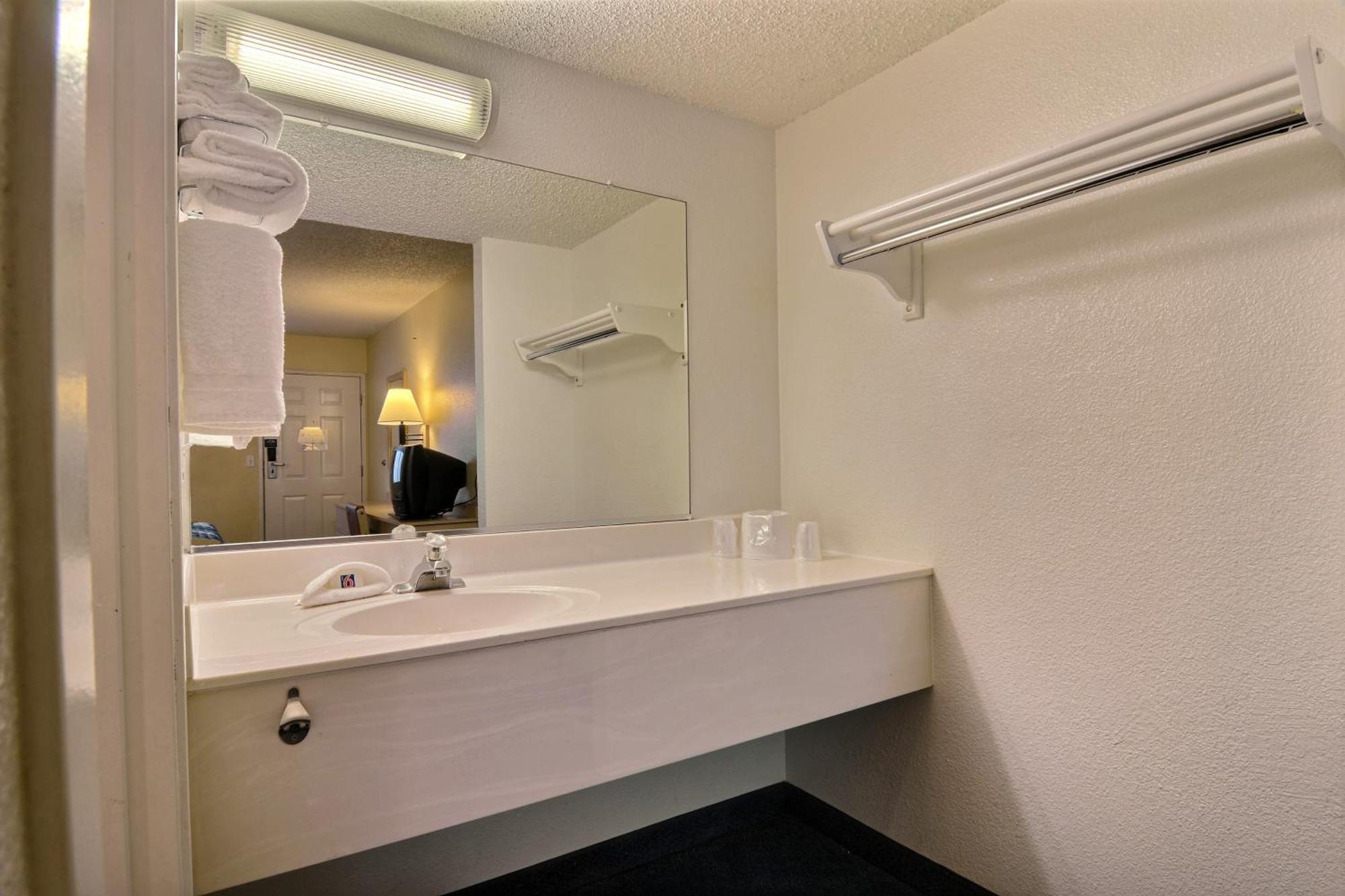 Motel 6-Seattle, Wa - South SeaTac Zewnętrze zdjęcie